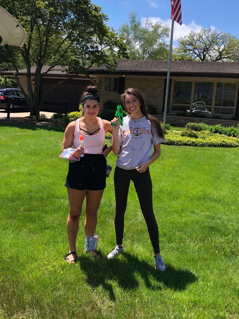 thsSeniorA's tweet photo. Emma Irbe eliminates Bella with the help of Bella’s previous victim Sam Eggert!! https://t.co/PbNrVEZwZa