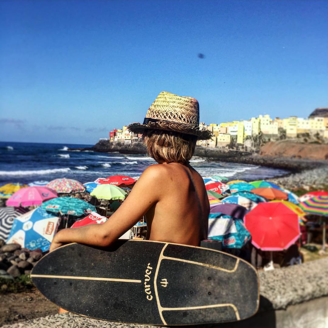 Freedomsportsco's tweet image. Nada como disfrutar de la velocidad y el viento montado en una skateboard de la marca, Carver.

¿Quieres una de estas hermosuras en tú casa? Pues no dudes en llamarnos o escribirnos en @freedomsports_

#FreedomSports #Carver #skateboard #calling #skate #LaCastellana #Caracas