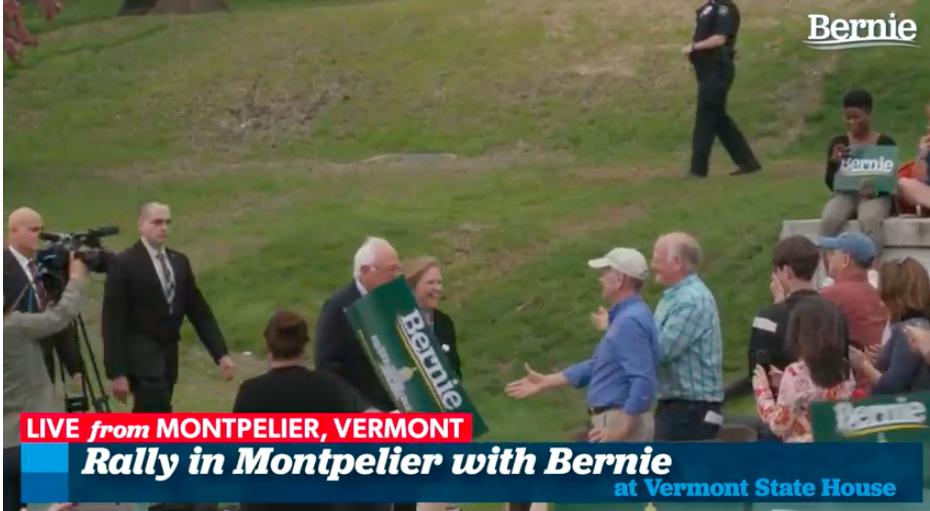 OaktownCogPsy's tweet image. #BernieInVT #Bernie2020 
Bernie and Jane being greeted to the stage by Ben Cohen (Ben &amp;amp; Jerry's) and @PeterWelch