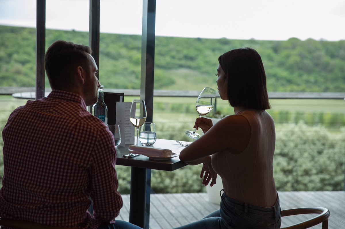 Our Tasting Rooms will be open this bank holiday Monday! Stop by for some delicious seasonal food and a glass of our new #Sussex Sparkling! #EnglishWineWeek
