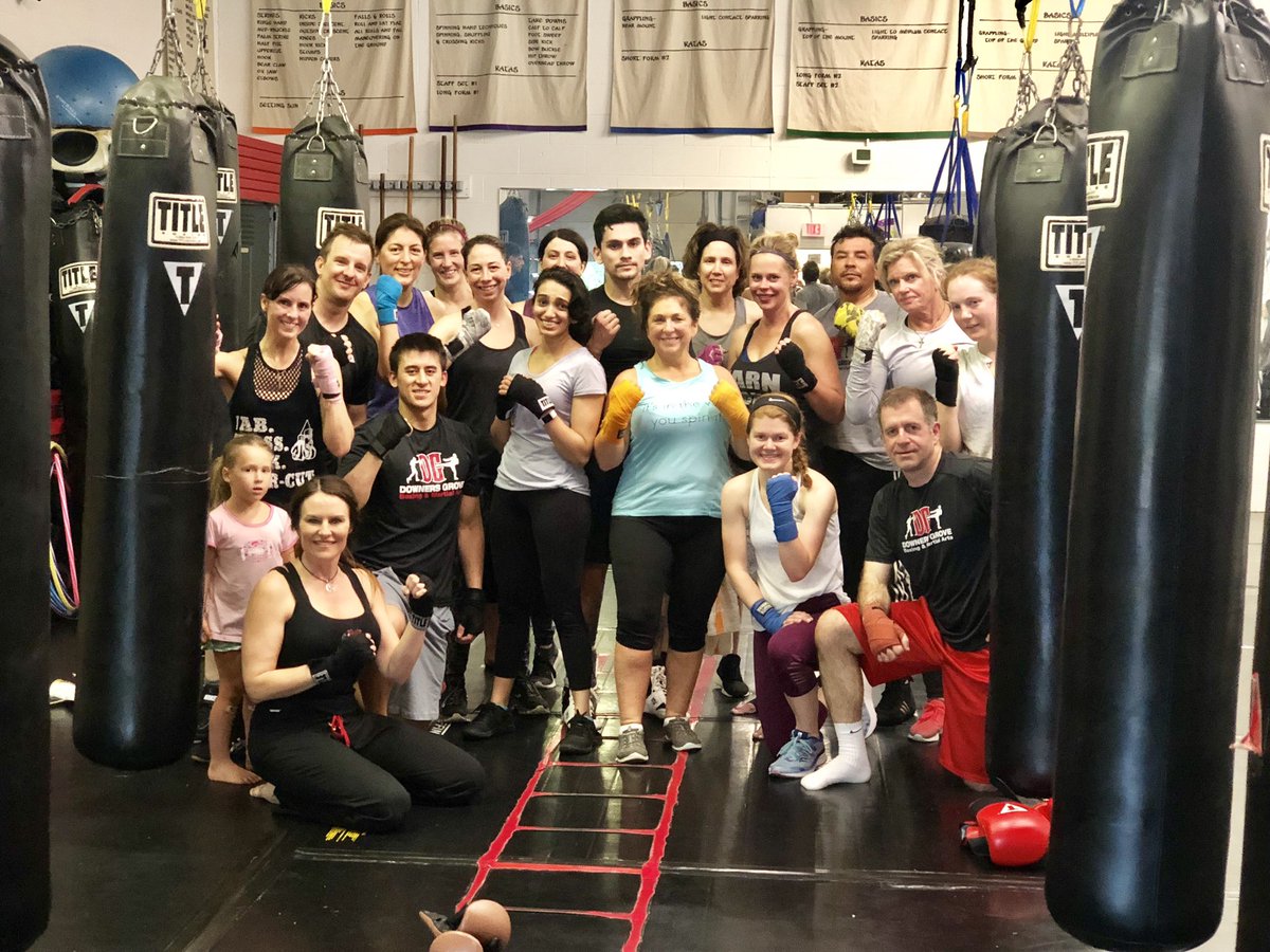 GajewskiEleni's tweet photo. I couldnโt have asked for a better crew & turnout at last nightโs special class. I admit, after a long week & little sleep, the thought of teaching last night was exhausting, but the energy they brought was contagious!#boxingandbrews #downersgroveboxingandmma #fridaynightfun https://t.co/41S2N5kcJD