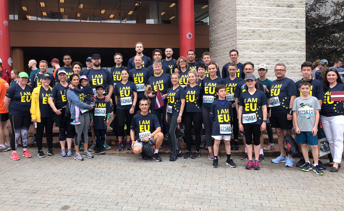 GermanyInCanada's tweet photo. #OttawaRun 2019 - we’re ready! Gloomy day in the capital but the #IAmEU team is up for the challenge @EUinCanada https://t.co/Hy1SqbuyoE