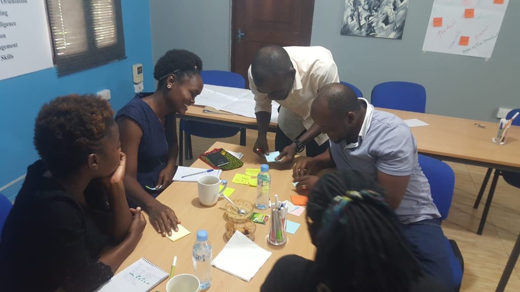 kasesco_tz's tweet photo. Zilikuwa Siku Mbili Za Kujifunza 
Na Well Tumepata Faida Kubwa 

Kujua Brand Iwe Vipi 
In Details na Knowledge ya Kutosha Jinsi Ya Ku Conquer 
Business in Tanzania 

In Digital Marketing 
Shukran Sana 
Team Nzima Ya @TheLaunchPadTZ 

Fursa Tosha 🙏🏿
#FOWSS 
#mudimabiriani https://t.co/KPrGRshwDv