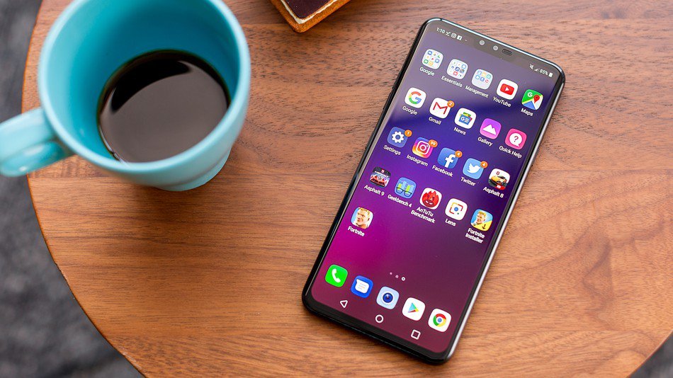 thmanya_app's tweet photo. الهاتف LG V40 ThinQ يبدأ أخيرًا بتلقي تحديث Android 9 Pie https://t.co/IMmMRwq5St #تطبيق_حلول_التقنية https://t.co/MpiQ7gjl03