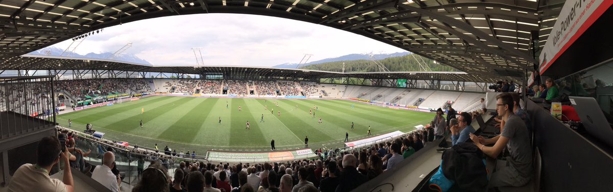 ChristophGeiler's tweet photo. Sind doch noch einige gekommen. #FCWSVM https://t.co/bnZ0JU0iaS