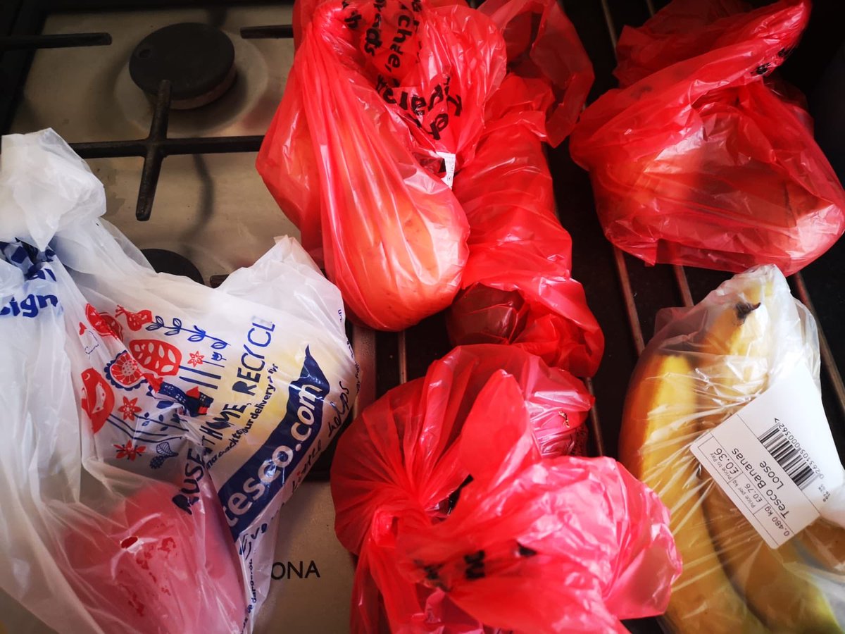 ctothaat's tweet photo. @Tesco we’re trying to reduce plastic bag usage by requesting no bags during our home delivery. Our pleas for no plastic bags keep being ignored. Please help us by stopping plastic bags during Tesco home deliveries. https://t.co/Wgtqk2JLR1