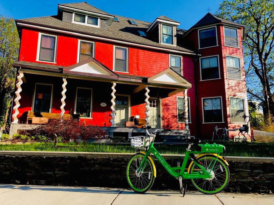 level5pntgllc's tweet image. Your home is most certainly the best place in the world for you. So take care of every detail of it. Whether is from the inside out or outside in.

Big thanks to Mark Landsberg for taking this picture and posting on Facebook.

#LevelFivePainting #Exterior #PaintingProjects