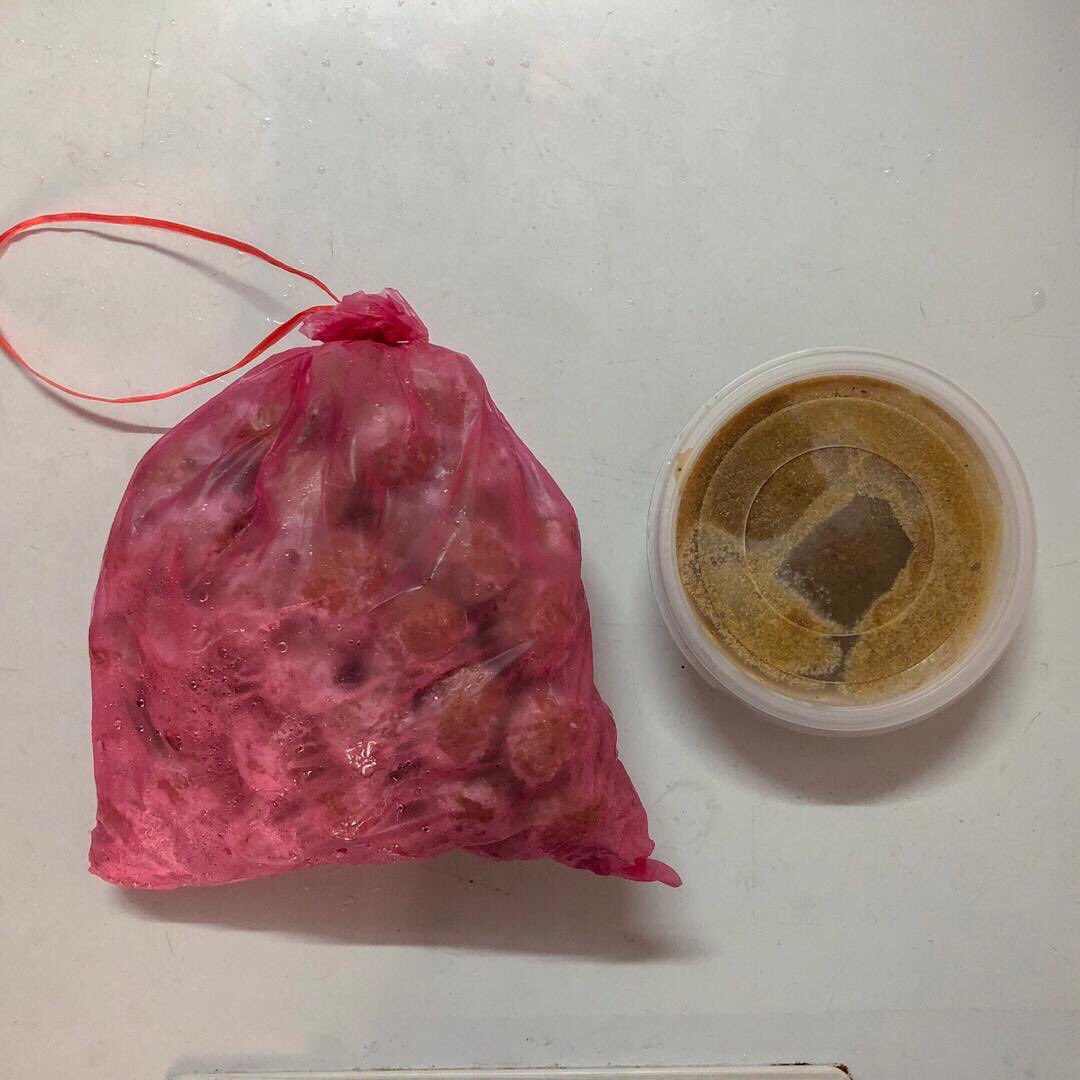 hafiz_masri1's tweet photo. Assalamualaikum peminat bola daging homemade..nak dptkn offer meatball harga terlajak junam???

harga biasa market meatball sekarang..
100biji (1paket) = RM35

sy skrg buat harga terlebih junam...100biji (1paket) =RM25 SAHAJA!!!

YE RM25 SAHAJA!! 👍🏻👍🏻
cepat2 grab peluang nie !!! https://t.co/77vj1frS9V