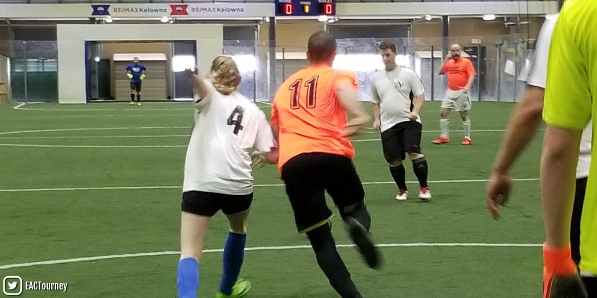 EACTourney's tweet photo. EAC in white and our friends @MapleReinders in orange at the #EACTourney

#RMHBC #keepingfamiliesclose #CDNConstructionGives https://t.co/l9WA7yI2Iz