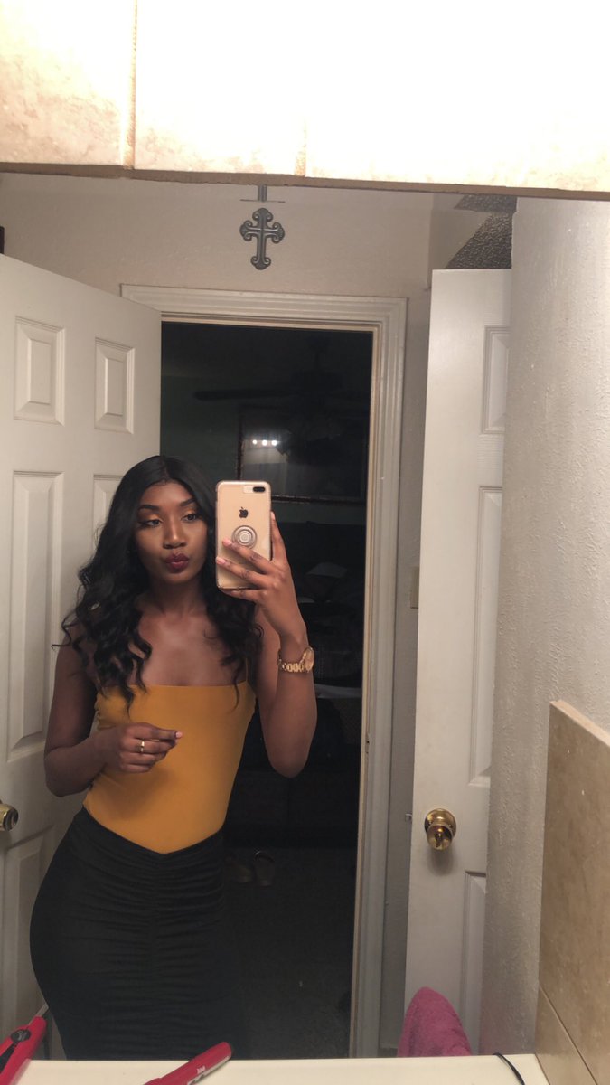 _prettymamas's tweet photo. “Bitch, I'm a star got these niggas wishin” 😘 https://t.co/bkJGdCrxZy