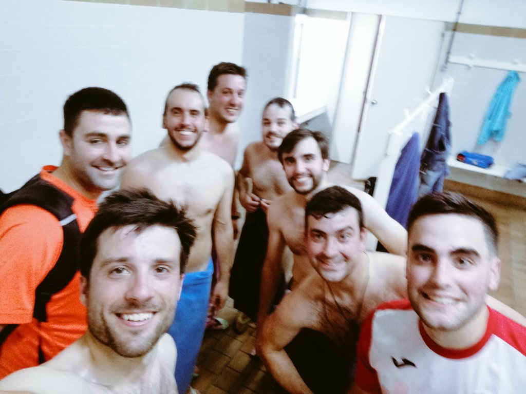 newteamcfs's tweet photo. Triangular de 1/8 de final:

Newteam 1-1 R. Serrano
R. Serrano 2-0 FS Tricamp
Newteam 3-1 R. Serrano

Clasificados para 1/4 de final 😎💪 https://t.co/IjuwLamFJ5