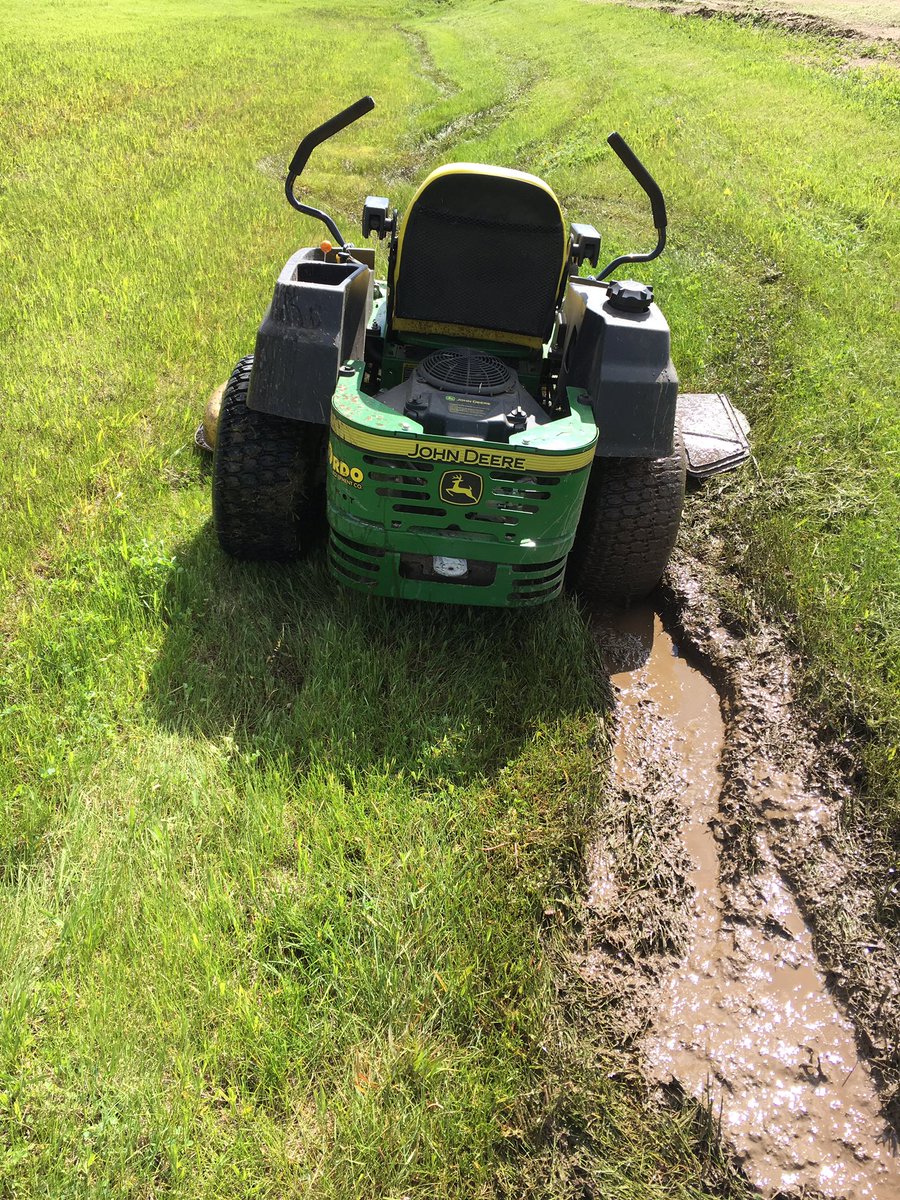 dkueter's tweet image. The struggle is real.  #Mow19.