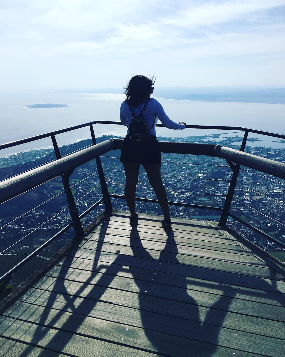 mohshort's tweet photo. A then I was table mountain time https://t.co/EpyuTUw6l0