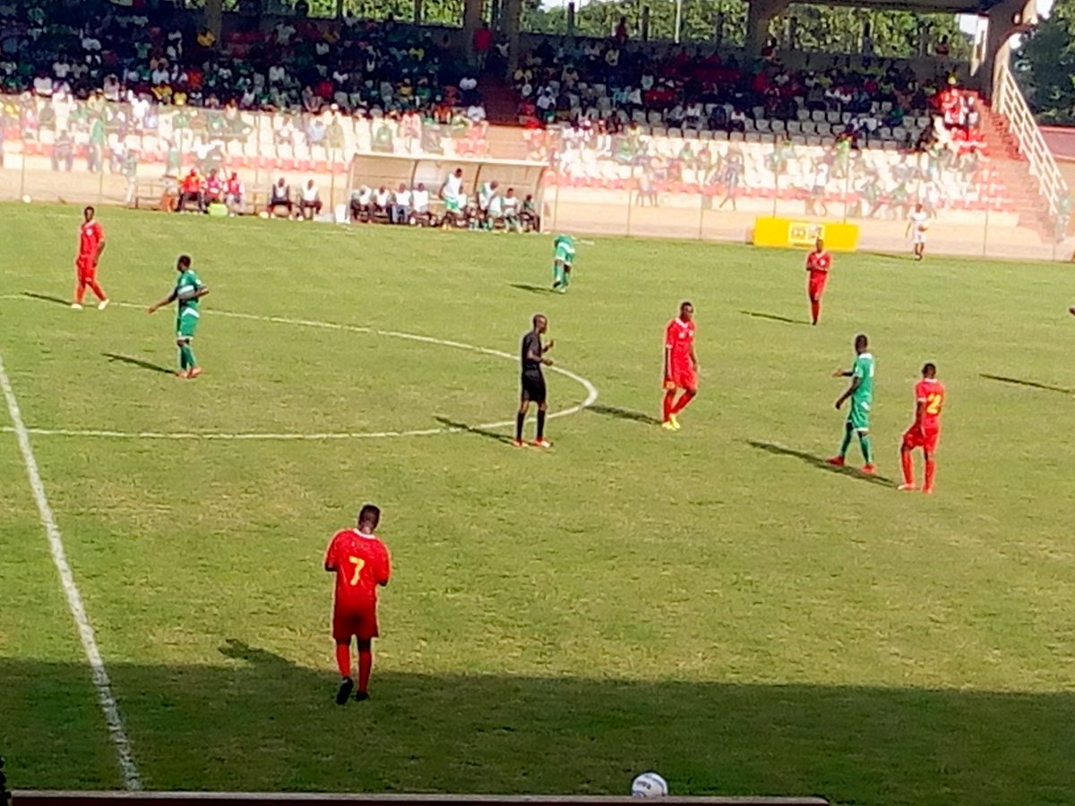 KamerfootTeam's tweet photo. #LFPC
#LFPCplayoffs
#L2TOP
#LEOFAP
Score final :
Léopard vs FAP 1-5
Large victoire de #FAP qui remporte ses trois premiers points de ces playoffs pour la montée en #Ligue1🇨🇲
@lfpc_fr https://t.co/jMExi3ebju