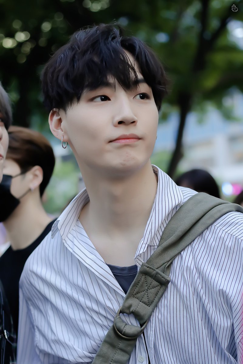 TheAnswer0601's tweet photo. HQ190324 매우 귀여운 😍😍😍😍
#JB #제이비 #재범 #갓세븐 #GOT7 #GOT7_SPINNINGTOP https://t.co/CDOB1vKdsZ