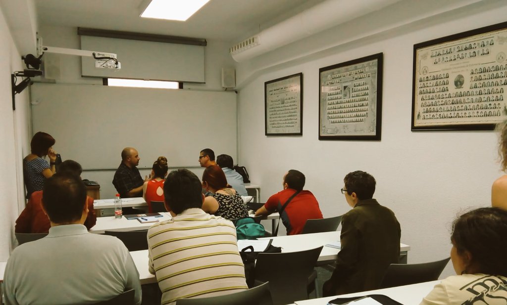 SaludMentalVAL's tweet photo. Tercera semana: #Formación sobre #ApoyoMutuoEntreIguales

Hablamos de #SistemaSanitario, #Recuperación de la #SaludMental y #Comunicación, con profesionales de @GVAclinic y miembros @AEN_PV

¡Gracias a tod@s!

#EnPrimeraPersona
#DedicarseAVivir
#AlLadoNoEncima
#EscucharyAcompañar https://t.co/P4bPzjPLWy