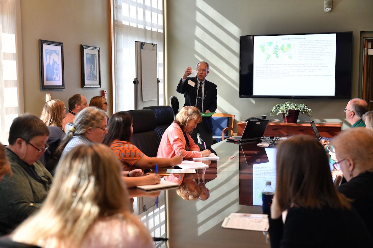 VMI_CLE's tweet image. Did you know that @vmialumni attend and present at our conferences?  Pictured is John White &apos;74 during our #VMISTEM conference last fall teaching a workshop on weather.  Our CFP is now open. Submit yours today - tag eligible BRs, professors, &amp;amp; cadets!  buff.ly/2vUJW99.