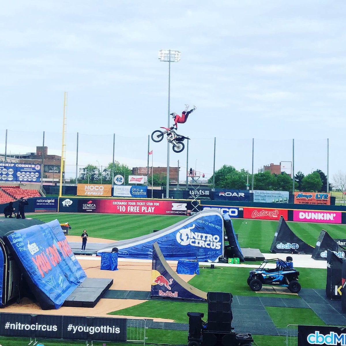 PFligger's tweet photo. #nitrocircus #fmx #gopro #dirtbike #bikes #motocross #pipe #downhill #mtb #actionsports #redbull #freestylemotocross #mx #actionsportsphotography #dirtbikes #enduro #dirtbikelife #fmxshow #dirtjump #mxlifestyle #usa @TravisPastrana @vickigolden423 https://t.co/OIoBkjrvXZ