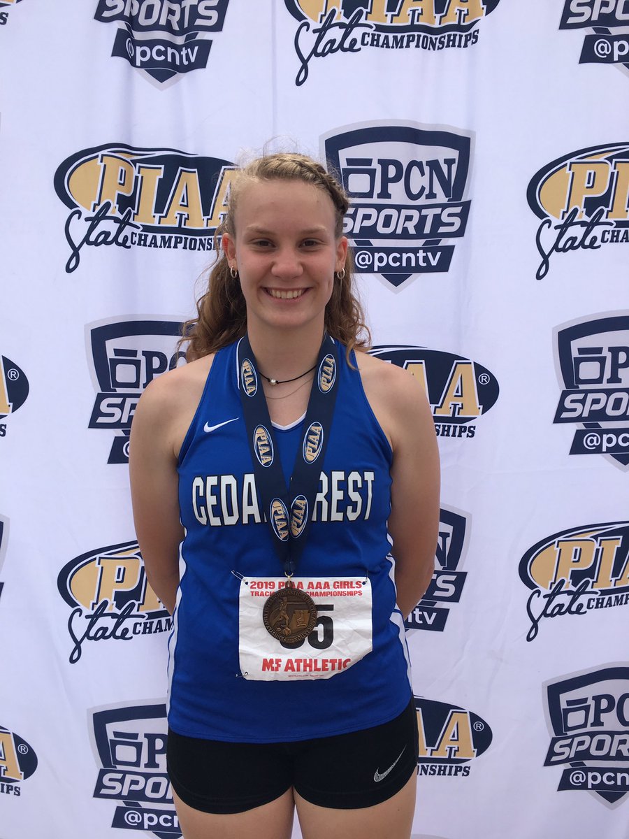 Congratulations to Hannah Woelfling for placing 3rd (134-11) in the discus at the PIAA State Championships! Woelfling is a class act!