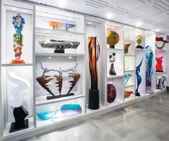 OnessimoFineArt's tweet photo. Stop in and see the new and exciting works by all of our artists. Visit us at PGA Commons today !!
#pgacommons #onessimofineart #glassart #originalart #oiloncanvas #masterprints #sculpture #mixedmedia #contemporaryart #fineart #impressionisticart https://t.co/xBtCB68y57