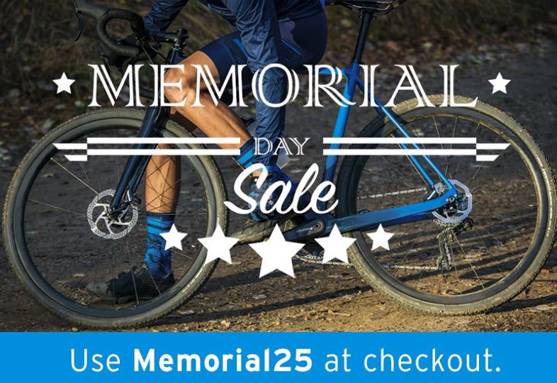 elbowzracing's tweet image. Check out the @hyperthreads_ Memorial Day weekend savings, happening now! Get yours at hyperthreads.com. Sale ends Monday, at midnight.  #elbowzracing #hyperthreads