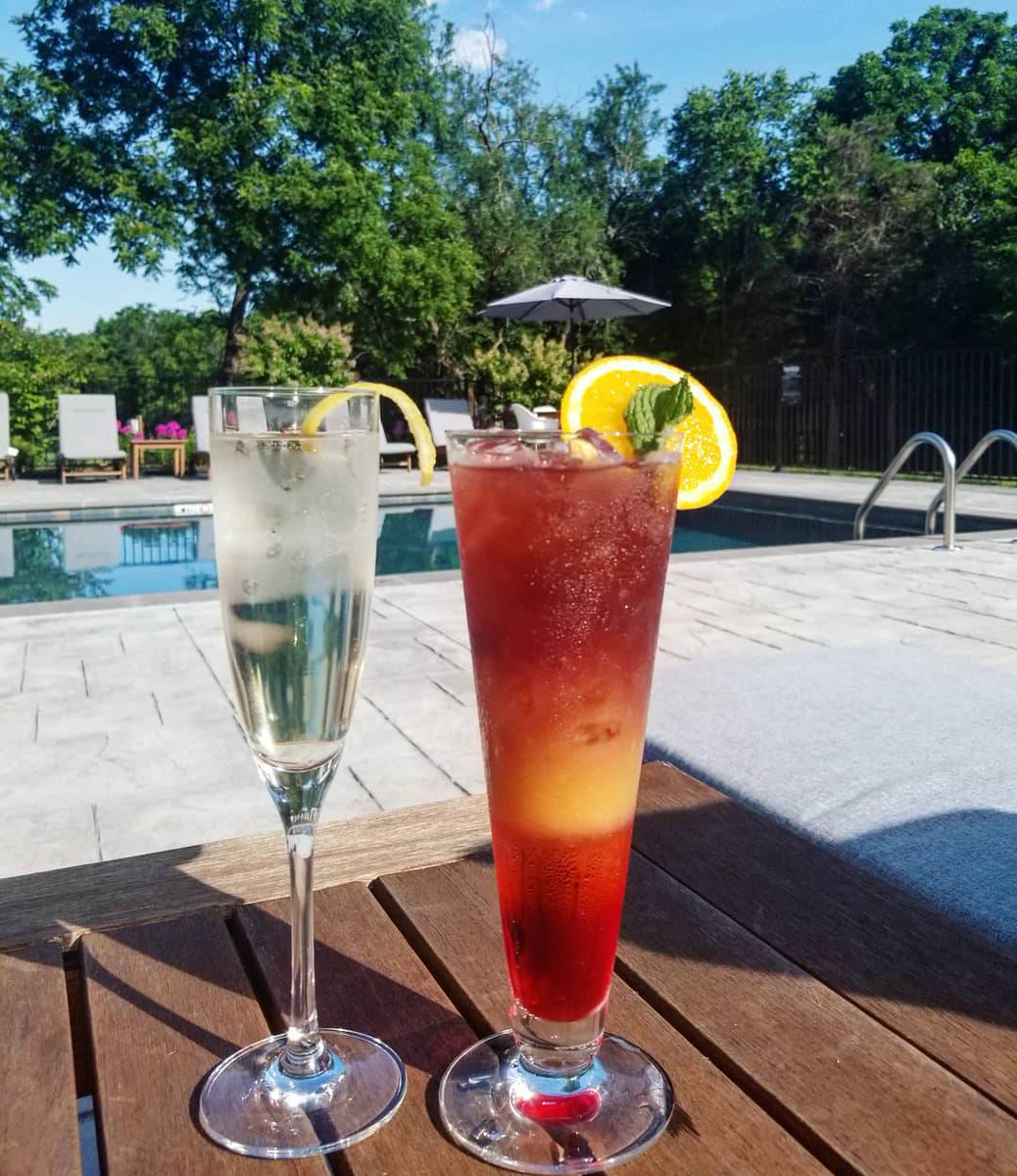 It's a great day for a cocktail by the pool! 🍹 #MillHouseSpa

innatwillowgrove.com