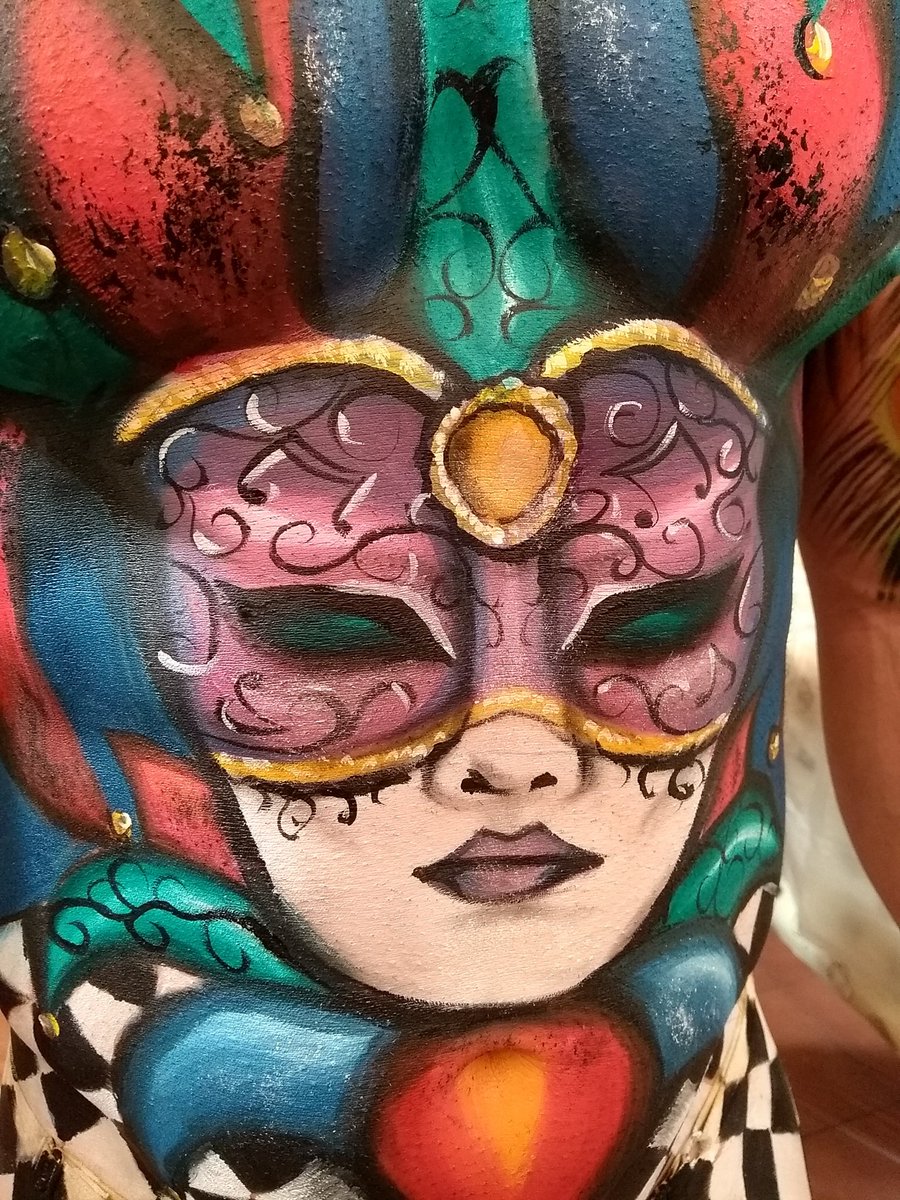 GibIntBodyArt's tweet photo. More from the competition #GibIntBodyArtFestival2019 https://t.co/THTwYV39xA