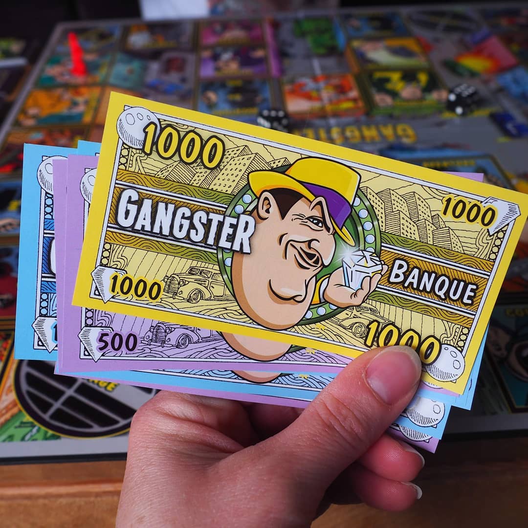 Notre avis sur le jeu Gangster  chez <a href="/EGladius/">Editions Gladius</a>  Tromperies, aventures, audace, s'emparer du pouvoir, ramasser de l'argent... Bref de tout pour plaire à mes deux garçons.♥ #jouerenfamille
mamanetcie.com/les-jeux/1122-…