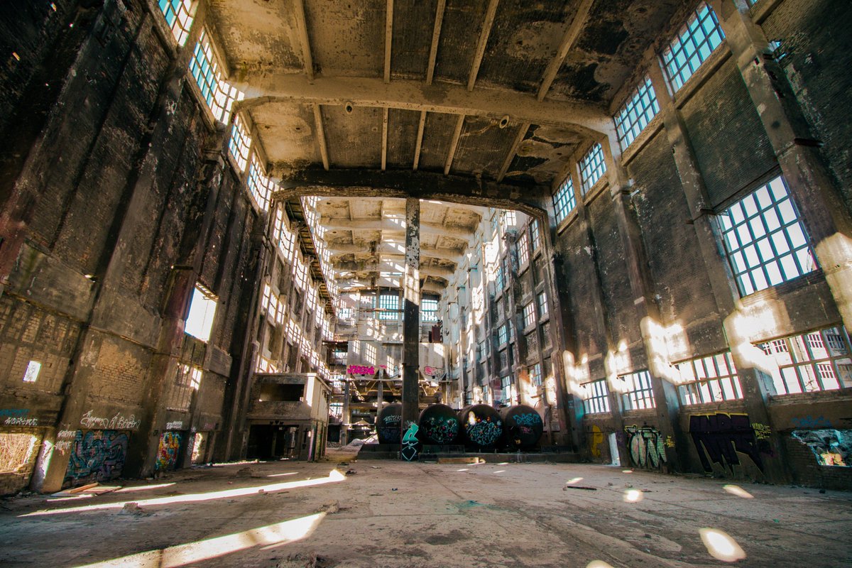 OccuPiSpace's tweet photo. For free or affordable space (#office, #industrial, #retail and #storage) for your business, sign up to https://t.co/ALjxUHuOjG #Commercial #flexibleworking #SmallBusiness #Entrepreneur #DreamBig #Growth #Space #Warehouse https://t.co/ASFvNkg4AU