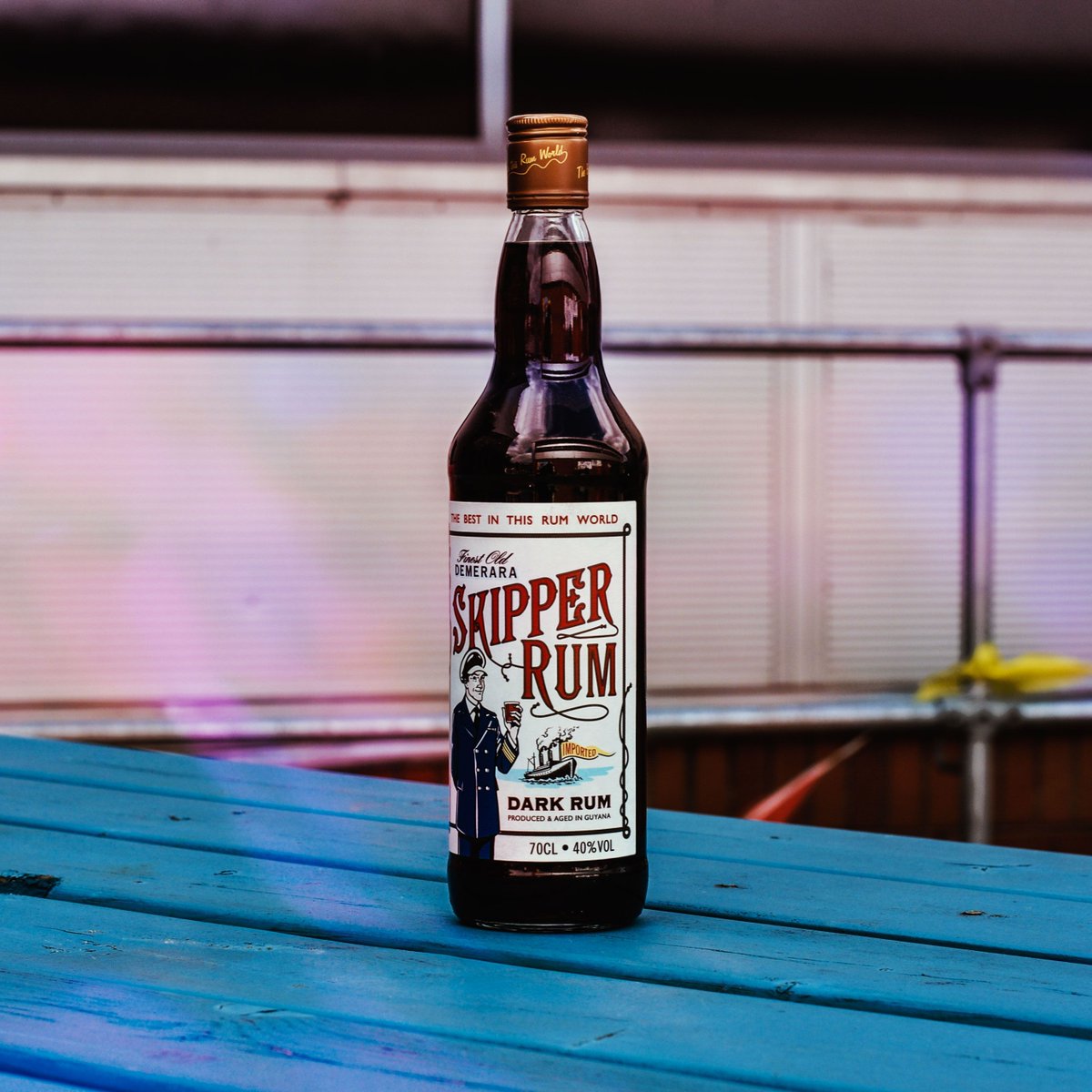 GinFestival's tweet image. 💪 GREAT RUM 👊 #rum #gin #ginandrumfestival
A historic rum brand, Skipper is a dense, dark molasses-based rum made in Guyana. This great value Demerara rum picked up a Gold Medal at the 2012 Rum Masters in the Dark Rum Aged Up to 7 Years category.