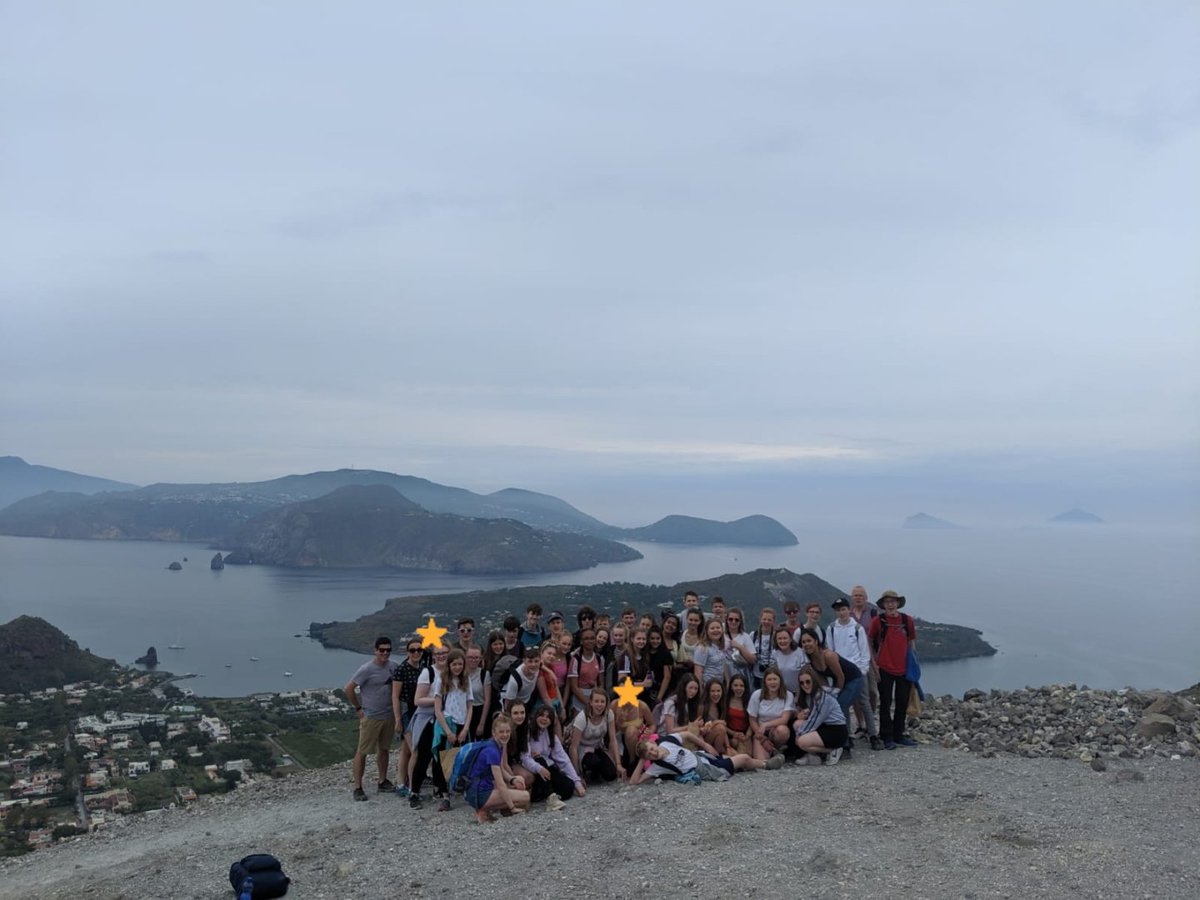 TMB_School's tweet image. This morning we got the ferry to Vulcank and walked up to the Crater to take in the views and sulphur! 🤢 #Sicily2019