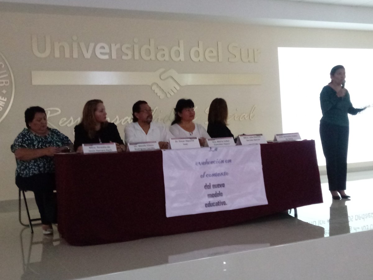 omaralpuche's tweet photo. #Educación En la @UsCancun participando en el simposium #LaEducaciónEnElContextoDelNuevoModeloEducativo ... Reflexionamos sobre #LaNuevaEscuelaMexicana con las colegas Dra. Veronica Ac Ávila , MC Teresita Herrera Pech  @tejeroisabel @lipasega @silenaro_lluvia @ensaqroo @chetubien https://t.co/JpHLNGyZkb