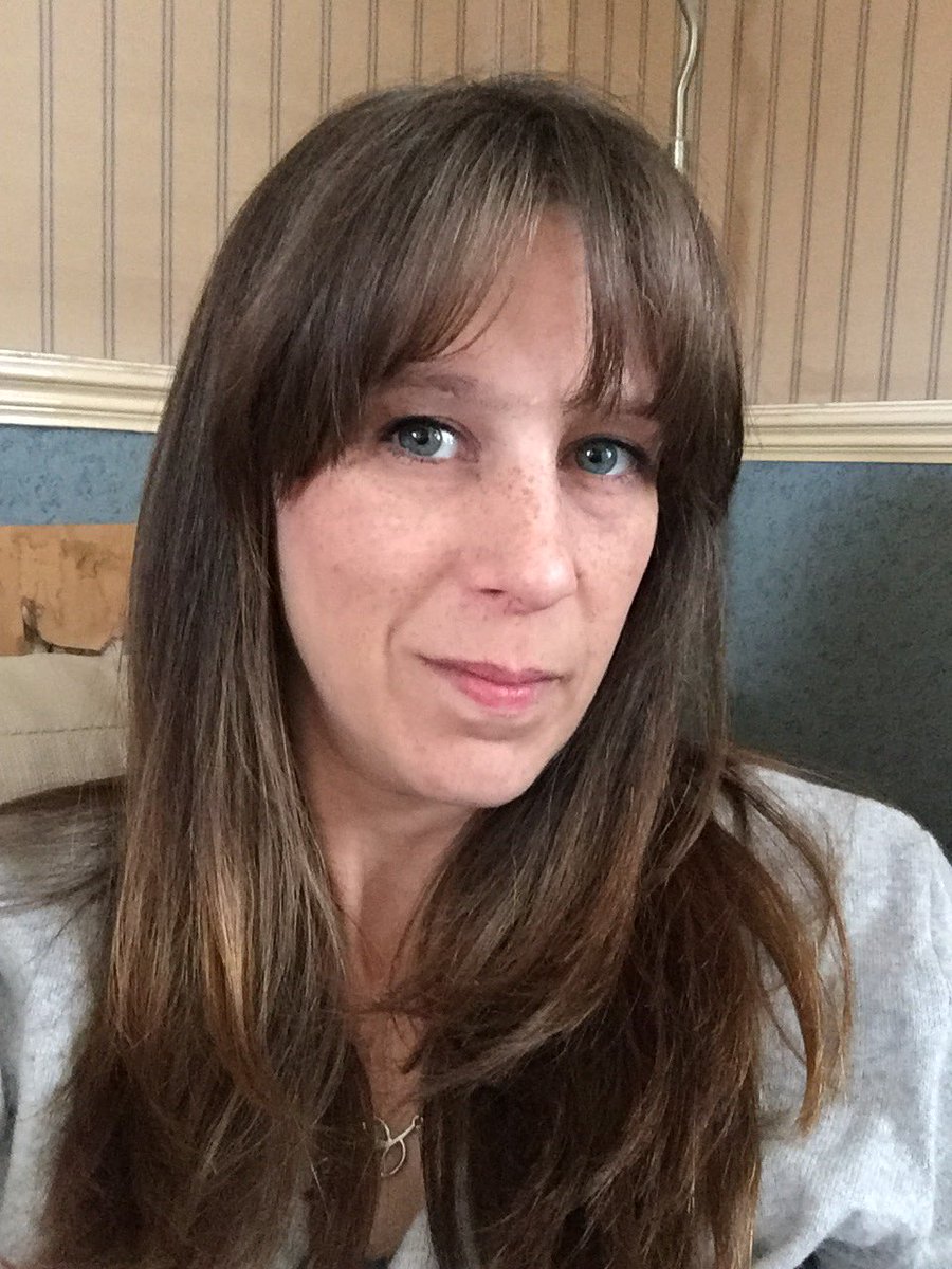 mari_booth's tweet photo. Selfie https://t.co/K1KYj8ggTu