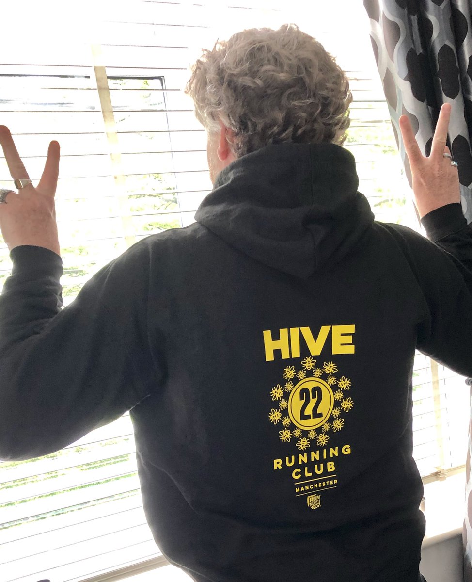 JoepopProds's tweet photo. Thank you to @Hive22Running for the hoodie . Will be wearing it on my runs. @aaronlp1 #22ForThe22 https://t.co/IOfGHzEUYt