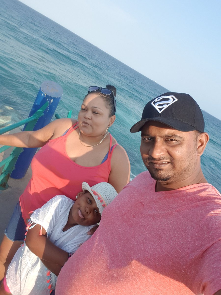 bashan_naidoo's tweet photo. Family time!! Beautiful pictures shot with my #SamsungNote9 @SamsungMobileSA @SamsungSA @Samsung #DoYouNote #DoWhatYouCant https://t.co/WHYqfveQT6