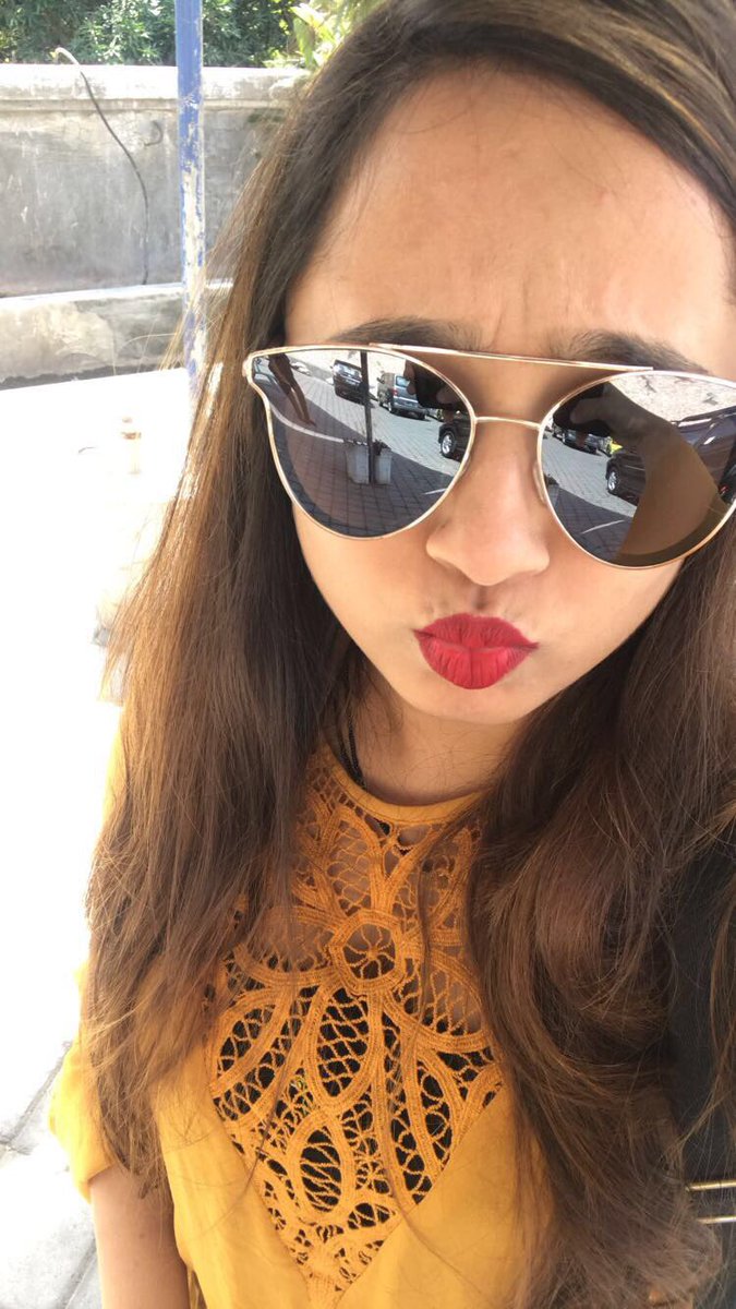 sanghvinikita5's tweet photo. @trueyousalon1 Pout wali selfieee😘
#ContestAlert #Thane #ThaneClub #Beauty #MakeUp #MakeUpLooks #BeforeLook #AfterLook #HappyCustomer #SelfieContest #FreeMakeover #GlamUp
@VishalGehani3 @aakash_beast786 @shucutiepie @Santosh77409705 @MeghnaJ46032597 @Sheetukankariy1 @shivani11992 @karan875 https://t.co/kWulmvfk8k