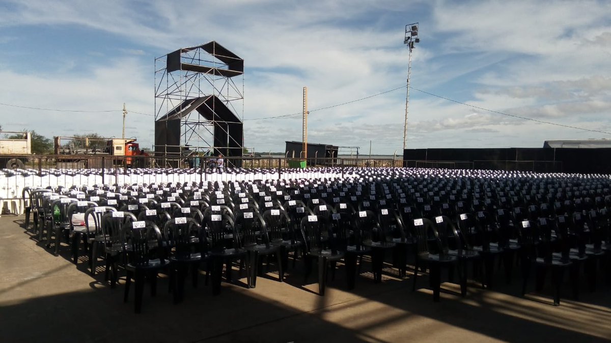 Así arranca este 25 de Mayo 🇦🇷. #quierovolvertour @RiberaProduc <a href="/tinistoessel/">tini</a>