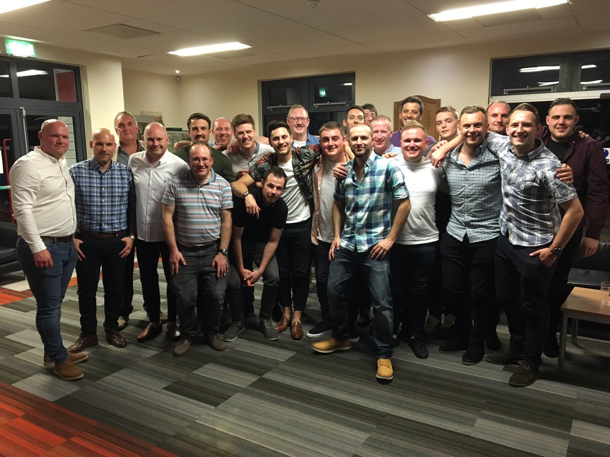 Massive thanks to a great team and a brilliant manager <a href="/wayne3woods/">Wayne Woods</a> for a wonderful season and a top night out 🍻