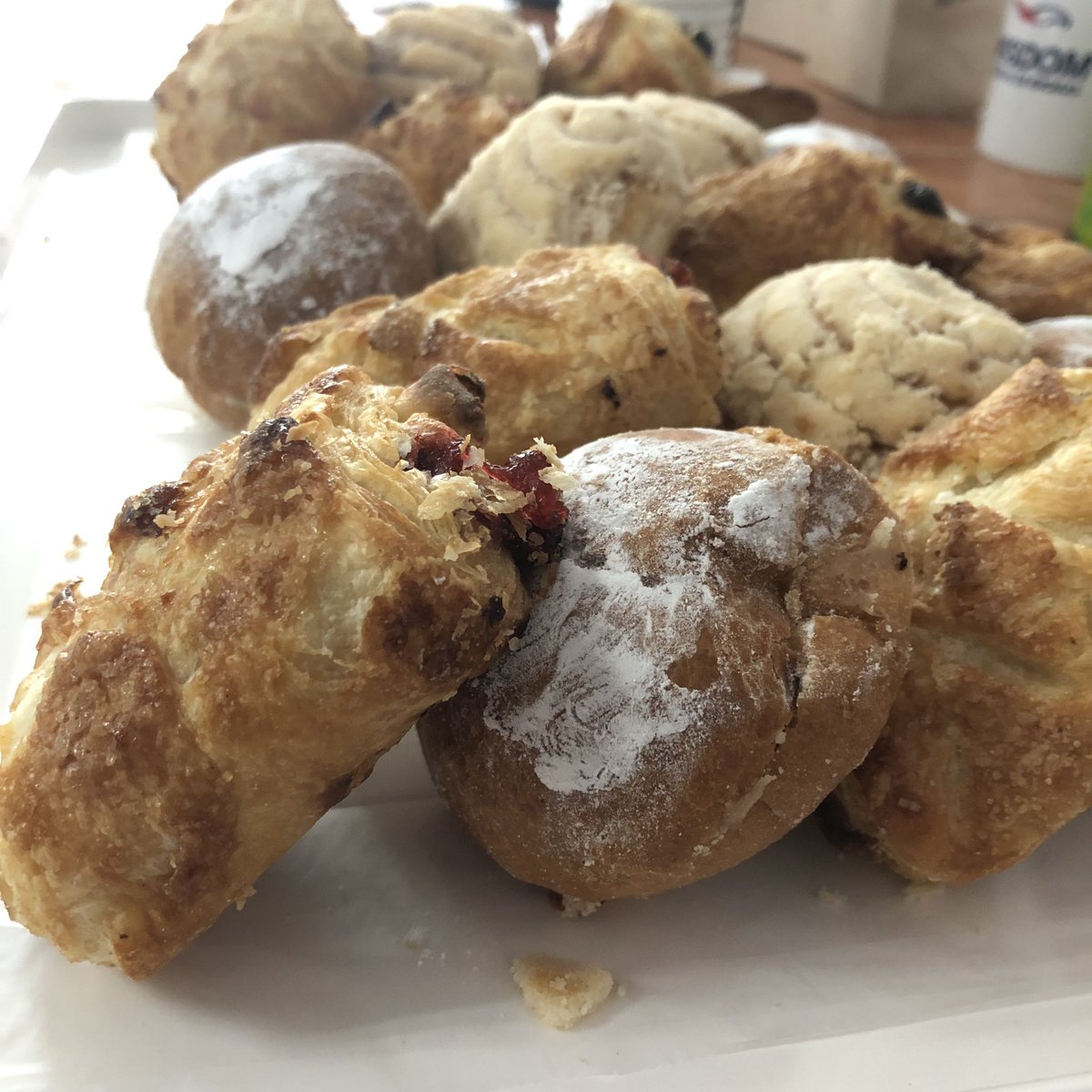 cafelito_mx's tweet photo. Pan dulce...hay pan dulce https://t.co/C0tWW6TtvI