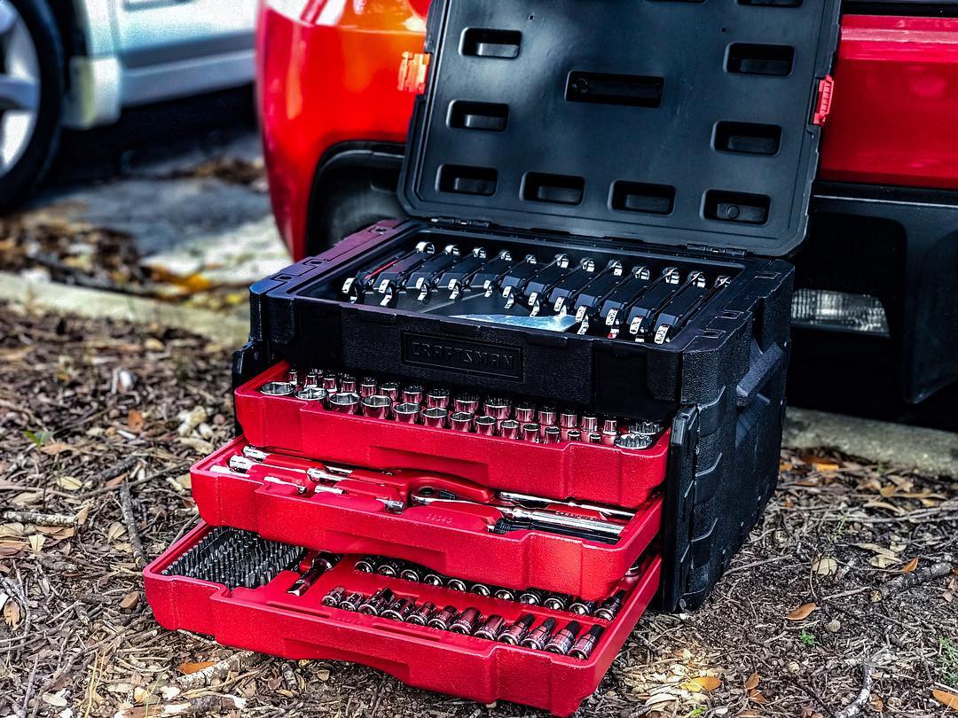 craftsman's tweet photo. There’s no better birthday present for someone who’s life = cars. (Instagram, @lifeequalscars) https://t.co/bgDfHUV9Hg