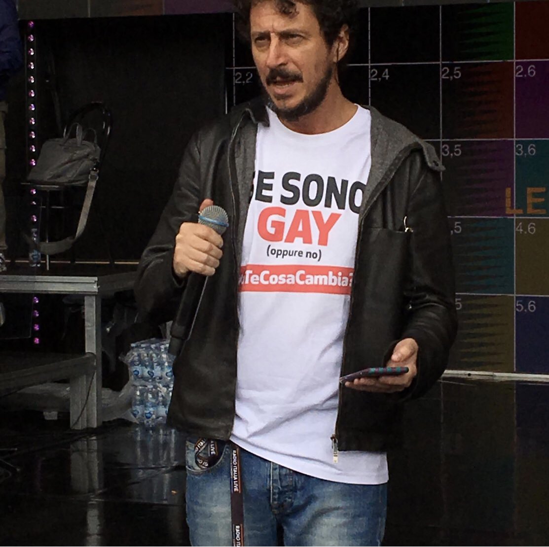 LucaBizzarri's tweet photo. Radio Italia Live. Il concerto.
In Piazza Duomo si prova. https://t.co/7Z7slctqeA