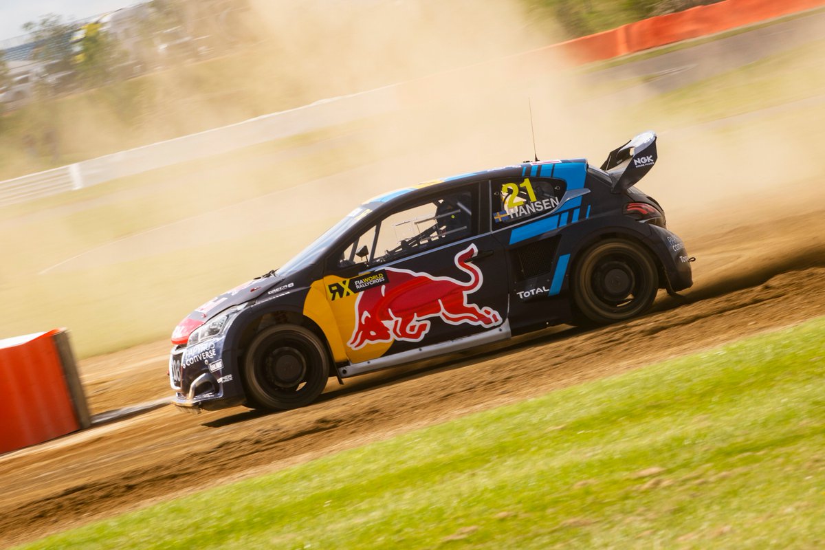 Timmy_Hansen's tweet image. Perfect start to the weekend! P1 in Q1 &amp;amp; in Q2 😃 Great atmosphere too here at #SilverstoneRX #SpeedMachine. Tonight I’ll celebrate with a burger from the food festival area. 🍔🍟🥳 #WorldRX

📸 @Jaanus_Ree / Red Bull Content Pool