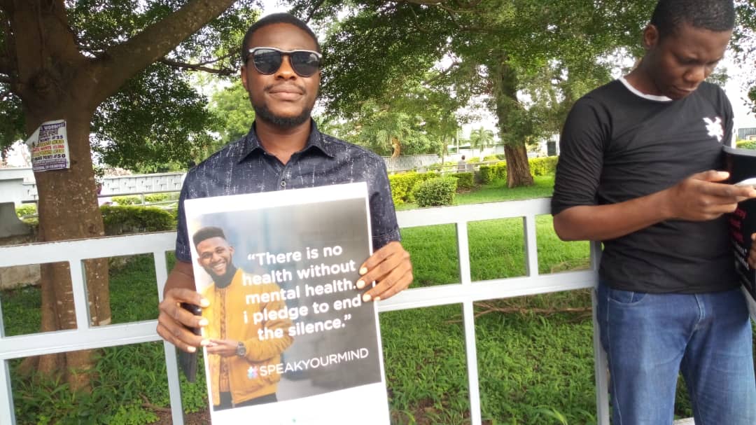 Coach_VDV's tweet photo. There is no health without mental health.
I pledge to end the silence
#speakyourmind 
#MentalHealthForAll 
#CallMeVDV
@MentallyAwareNG 
@gospeakyourmind https://t.co/6ETLh925oe