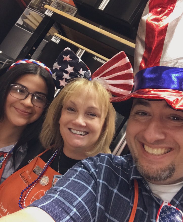 JamesMandato's tweet photo. The Mohegan Lake Home Depot is having fun today! Free Hot Dogs, Popcorn, refreshments and all your Memorial Day Weekend needs! Come down and see us today. #homedepot, #MemorialWeekendParty , #thankyou. @ilva1251_BOA @hd1251 @LauraHC1251 @infocuscap. https://t.co/ZKOdPnQZ2b