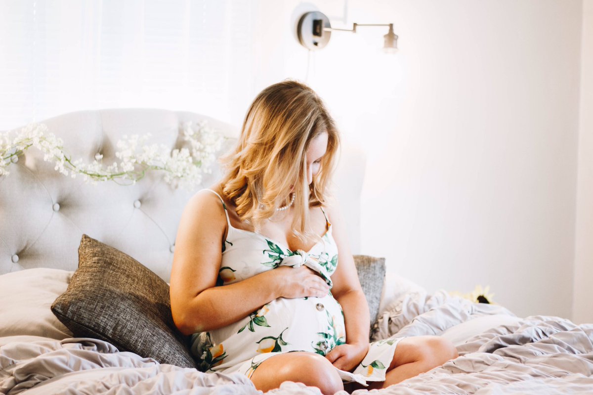 ehbphoto's tweet photo. From the start Becca has told me “I never knew I could love a pregnancy like this” (I wanna cry every time she says it 😭). Needless to say her and Alex are going to be freaking amazing parents!! https://t.co/i1U9MXVyhq