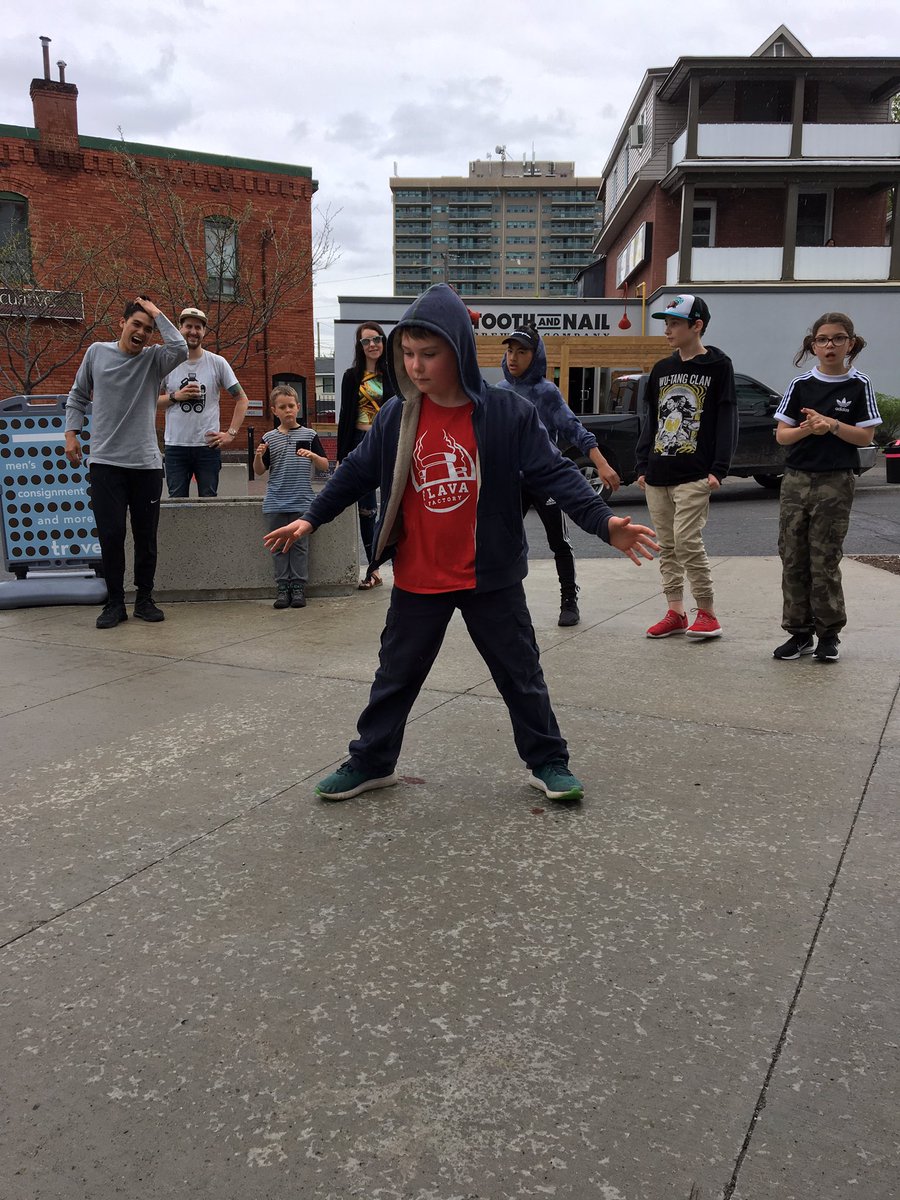 Wellington_West's tweet photo. They’re ignoring the rain here with @TheFlavaFactory at Les Moulins! #HappeningHood https://t.co/sJj4ANVPbP