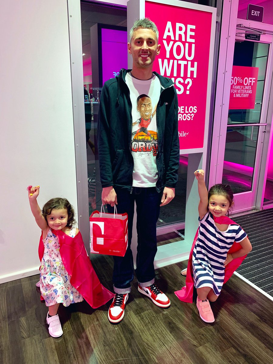 cn80tx's tweet photo. #AreYouWithUs  @TMobile The girls and I had a great experience setting up new service!! Sunny &amp; Chloe are #Magenta for life!! #MagentaFamily #TMobile #loop288 #texasDNA @JohnLegere #superheros #SuperDad #tmobilemodels 🦁🦁 https://t.co/iT6X0sbc5a