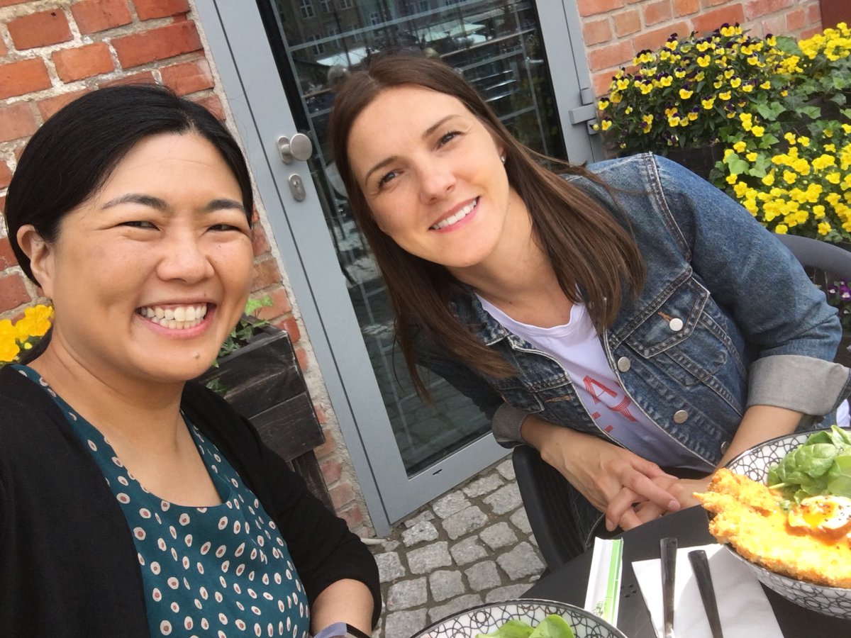 RachelChang's tweet photo. Joyful reunion! So much fun to meet up with fellow @cantigaschoir alum Basia in her current hometown of charming Gdańsk! 🎶🇵🇱 #gdnask #poland #travel #polandmedley https://t.co/riEvSJeskD
