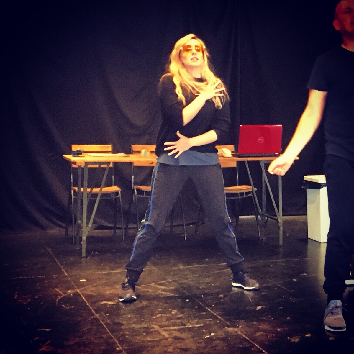 Immortality_Ldn's tweet photo. 90s visors on... and dance! 🔥🎶🙌 IMMORTALITY | May 29 - June 1 @draytonarmssw5 Get your tickets now! https://t.co/9t9KAO83ao
•
•
•
#writingcommunity #bankholiday #weekendfun #newmusical #musicaltheatre #londonmusical #londontheatre #immortalitymusical #londonevents #pop https://t.co/KSiVhordBB