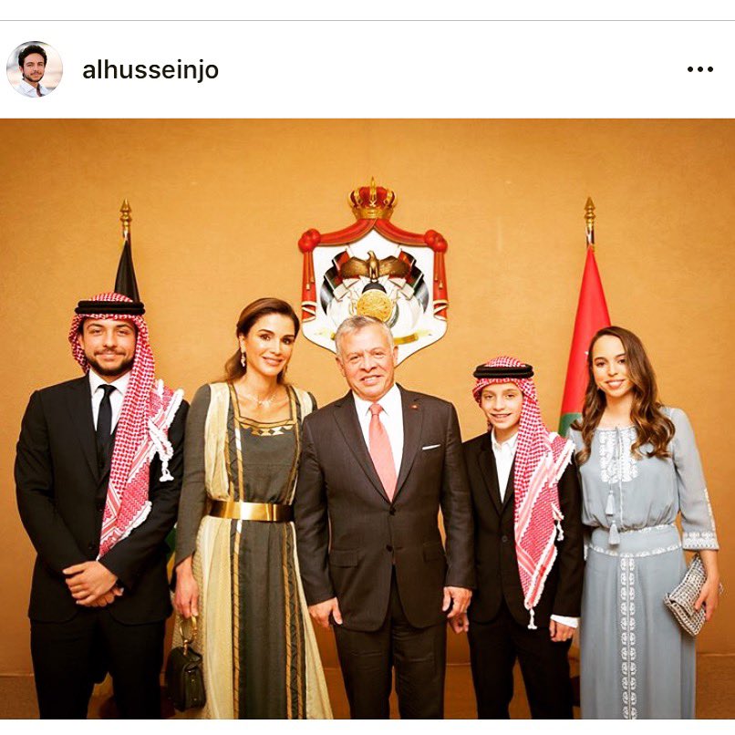 AlbannaHana's tweet photo. Happy #IndependenceDay to #OurJordan ❤️ #LoveJo #اردننا https://t.co/SHWwZTM377